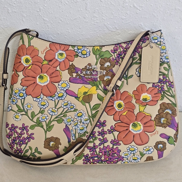 Coach Penelope shoulder bag with floral print Leather NWOT Spring Easter Bag - Picture 3 of 10